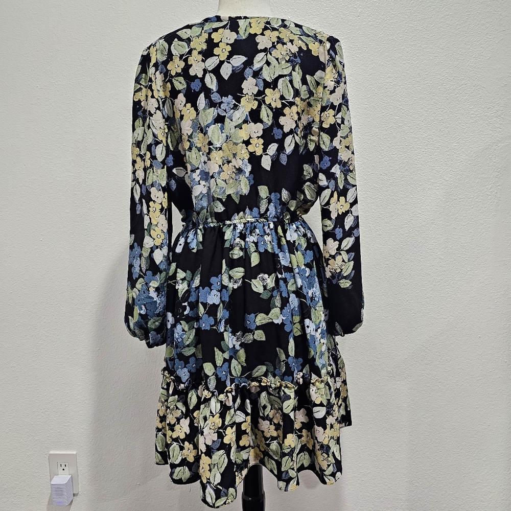 Melonie Floral Dress - Picture 3 of 7